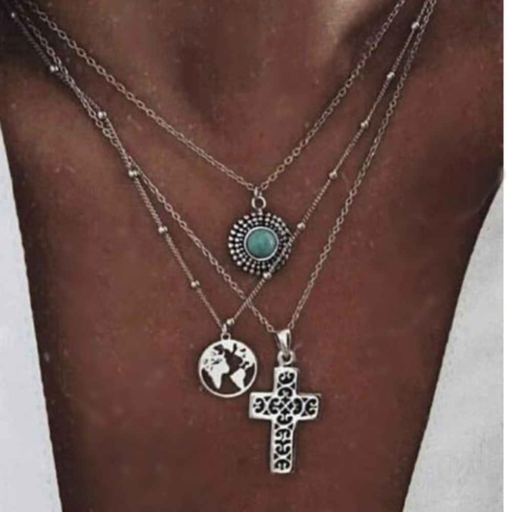Layering necklace